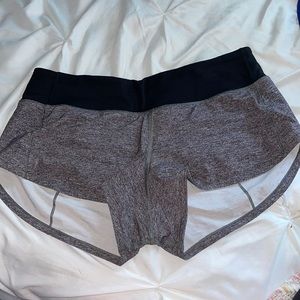 Lululemon Speed Up Short 2.5 Inch